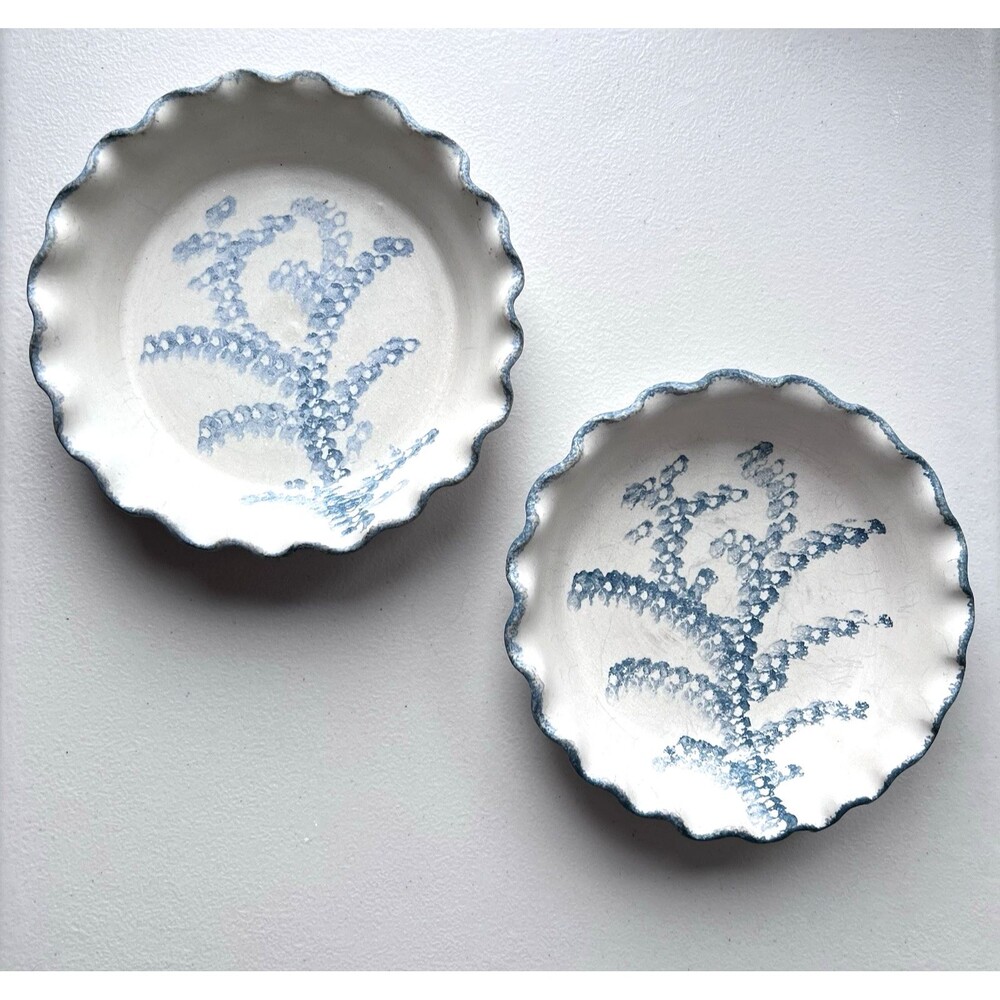 Roman Vermont Studio Ceramic Pottery Fluted Bowl Pie Plate Signed Blueberry Set